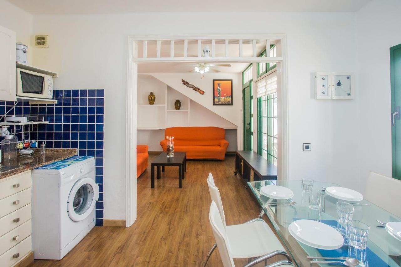 Apartamentos Haria En Puerto Del Carmen Tias Ngoại thất bức ảnh