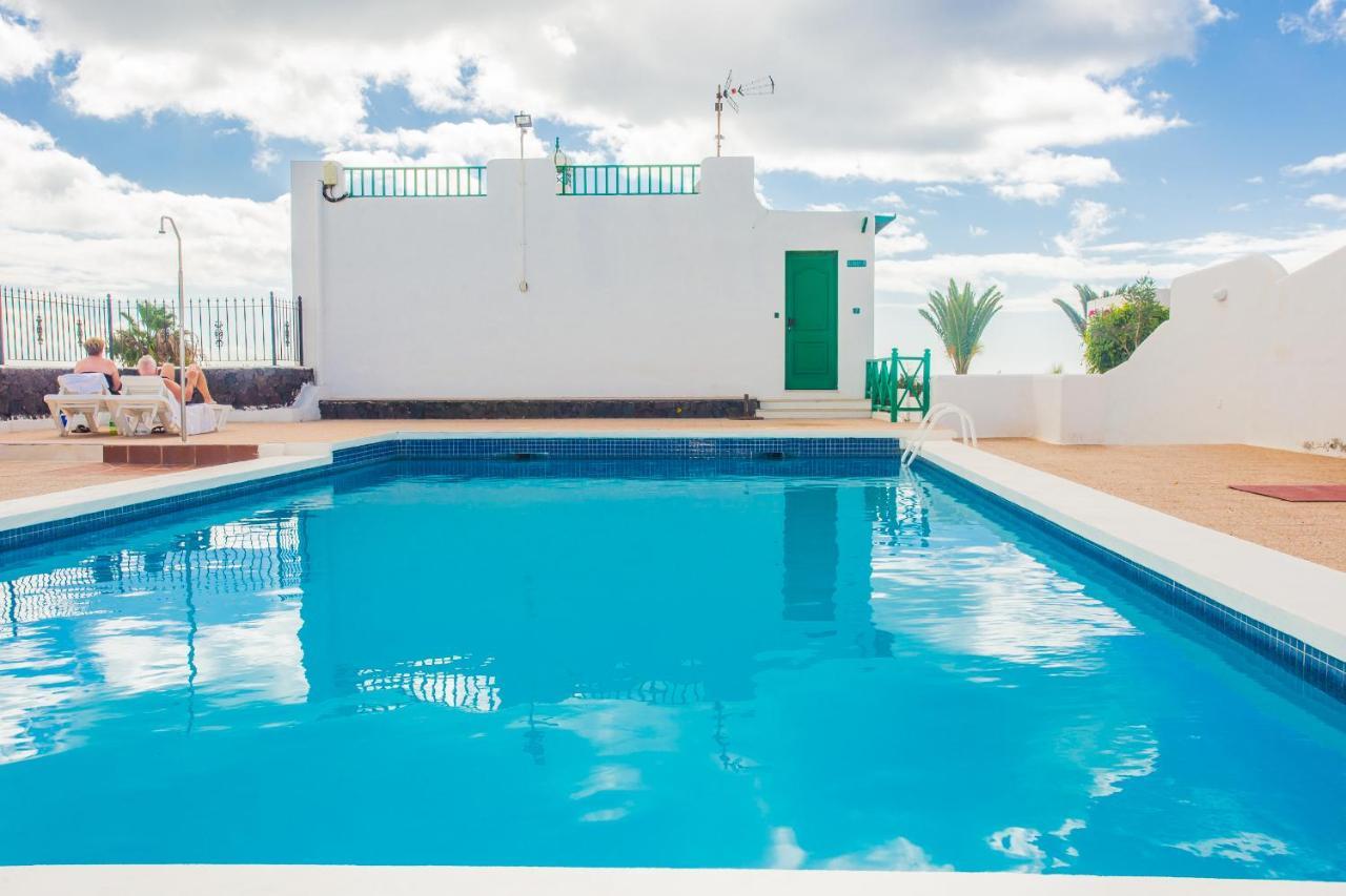 Apartamentos Haria En Puerto Del Carmen Tias Ngoại thất bức ảnh